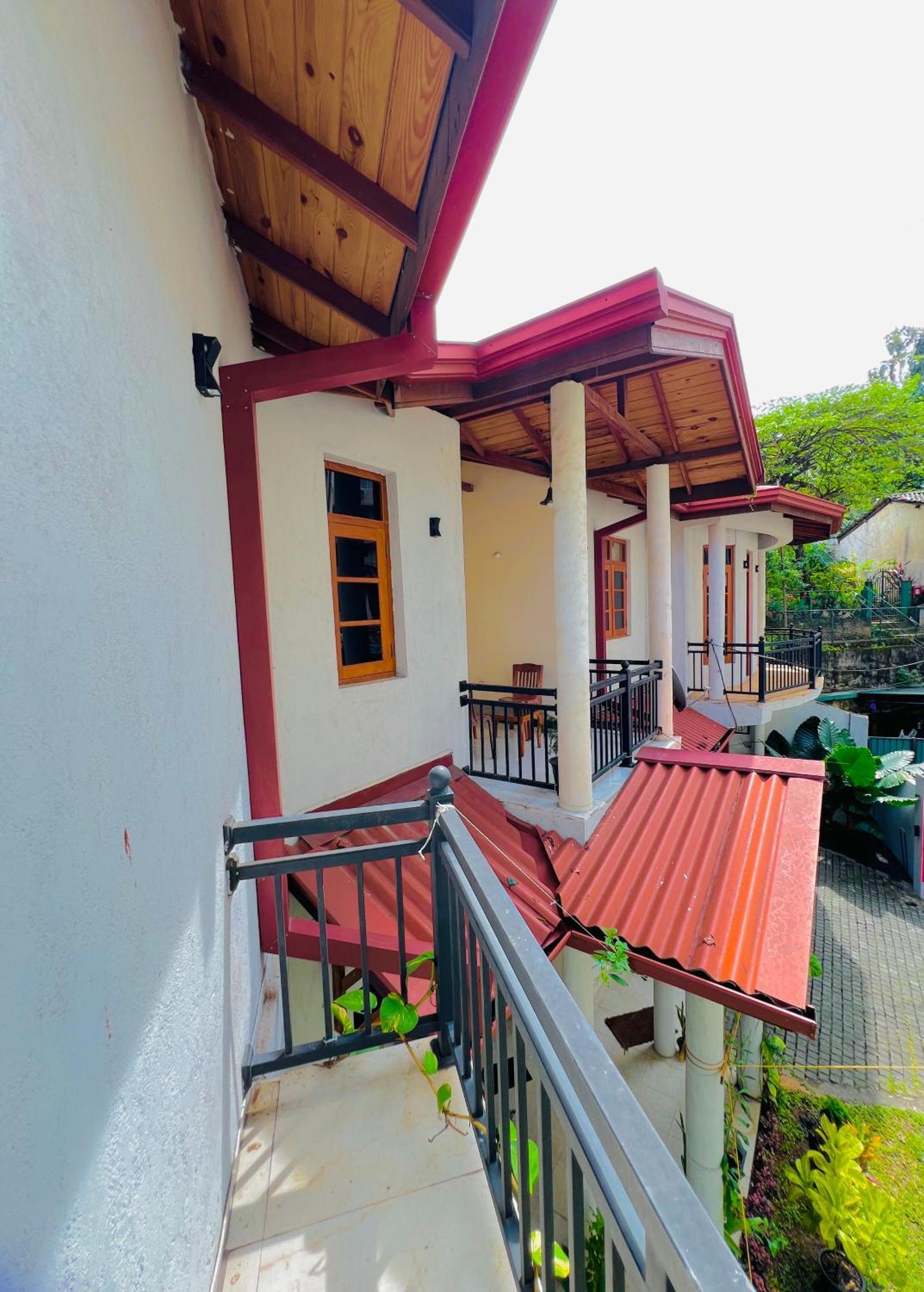 Malwaththa Mount Villa كاندي المظهر الخارجي الصورة